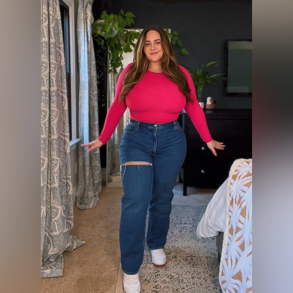 Size 33/16 REG - Abercrombie Curve Love the 90s straight - ultra high rise